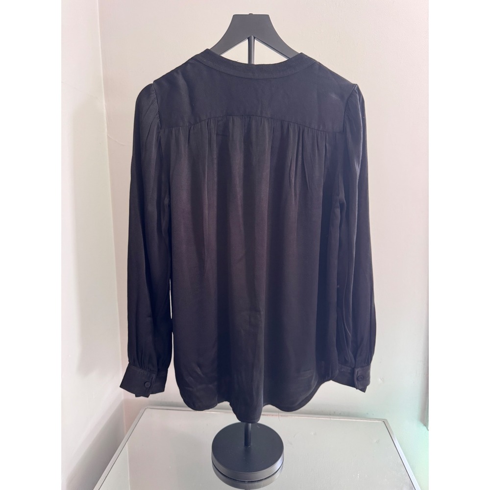 L'AGENCE Black Satin Rayon Button Front Blouse Puff Sleeve Size 6 - Picture 3 of 9